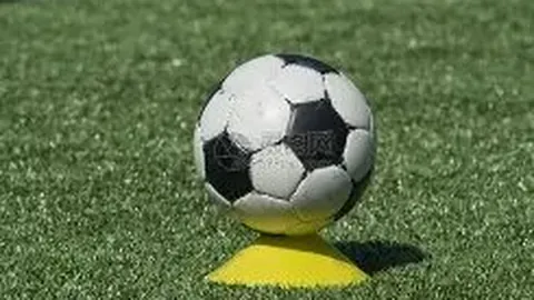 刘若英深情表白五月天，五月天经纪公司否认假唱指控